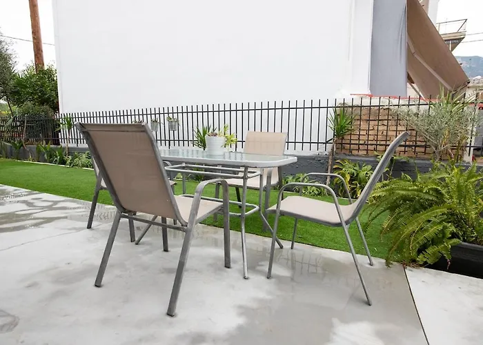 Perivola Apartment *