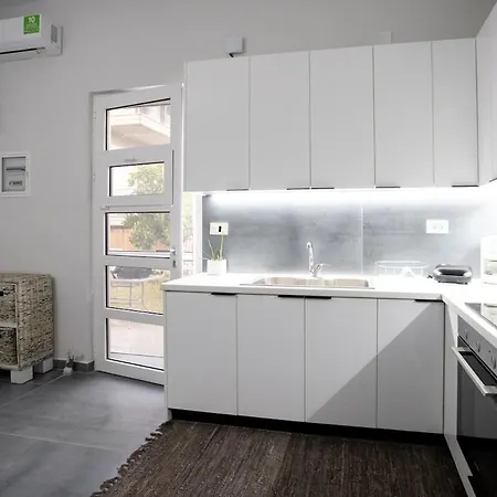Perivola Apartment *
